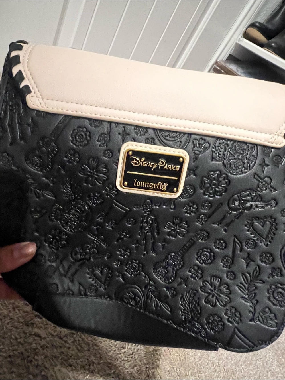 Loungefly Floral Sugar Skull Crossbody Bag COCO - Picture 2 of 9